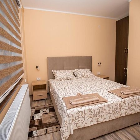 Vila Todorovic Fehértemplom Kültér fotó